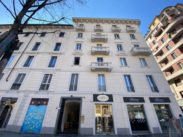 negozio in vendita a Milano in zona XXII Marzo