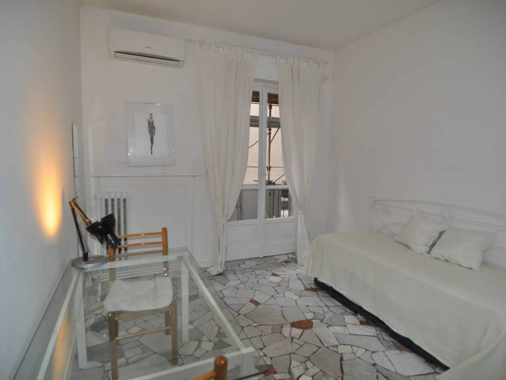 appartamento in vendita a Milano in zona San Cristoforo