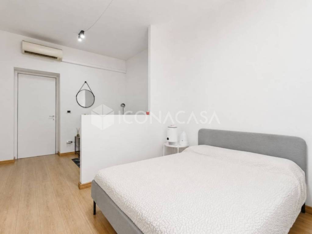 appartamento in vendita a Milano in zona Loreto