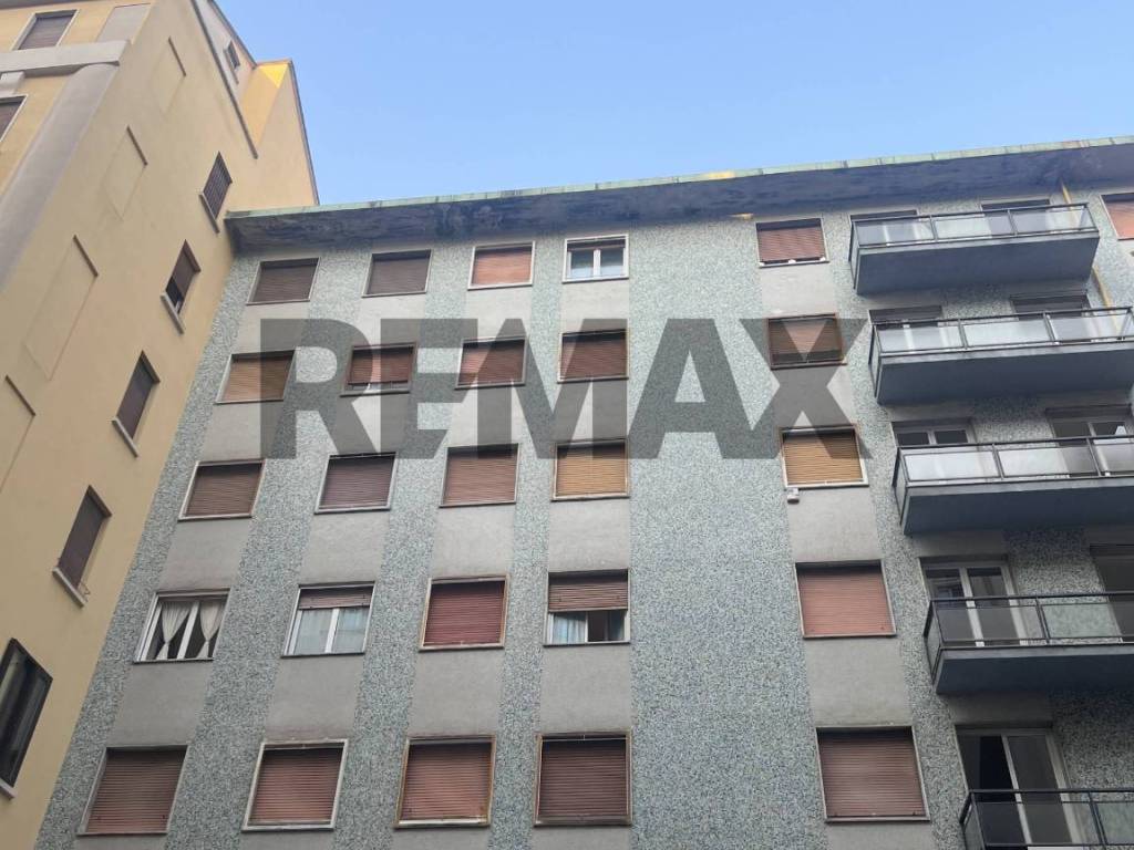appartamento in vendita a Milano in zona Bocconi