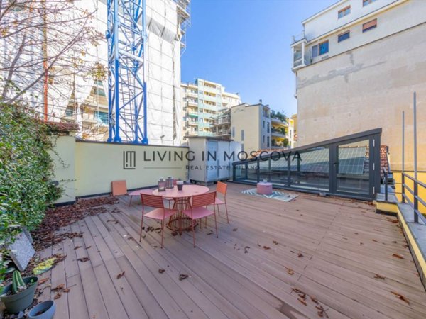 appartamento in vendita a Milano in zona Porta Garibaldi