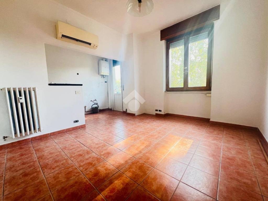 appartamento in vendita a Milano in zona Barona