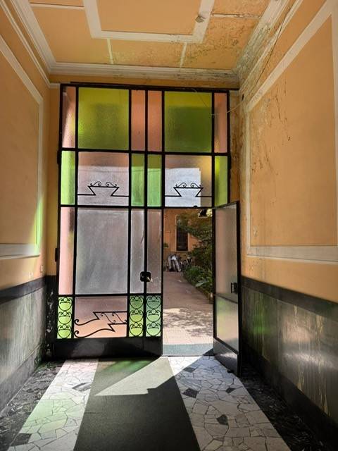 appartamento in vendita a Milano in zona Città Studi