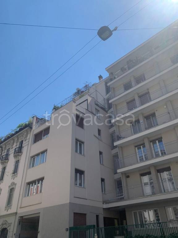 appartamento in vendita a Milano in zona Porta Venezia