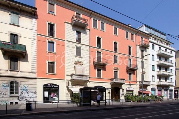 appartamento in vendita a Milano in zona Bocconi