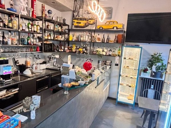 negozio in vendita a Milano in zona Sempione