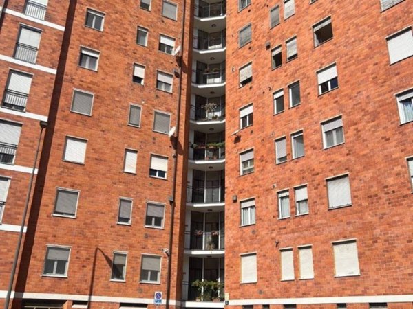 appartamento in vendita a Milano in zona Feltre