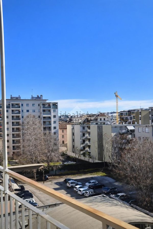 appartamento in vendita a Milano in zona Il Portello