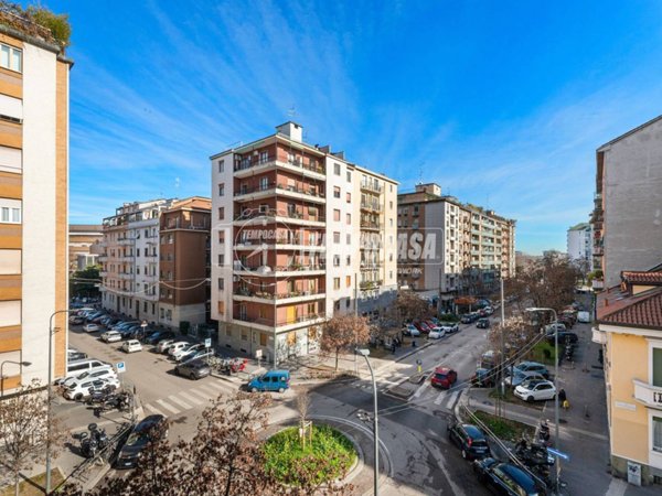 appartamento in vendita a Milano in zona Città Studi