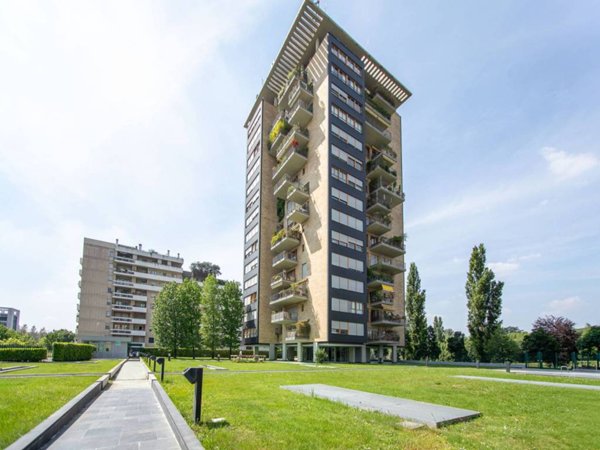 appartamento in vendita a Milano in zona Bocconi