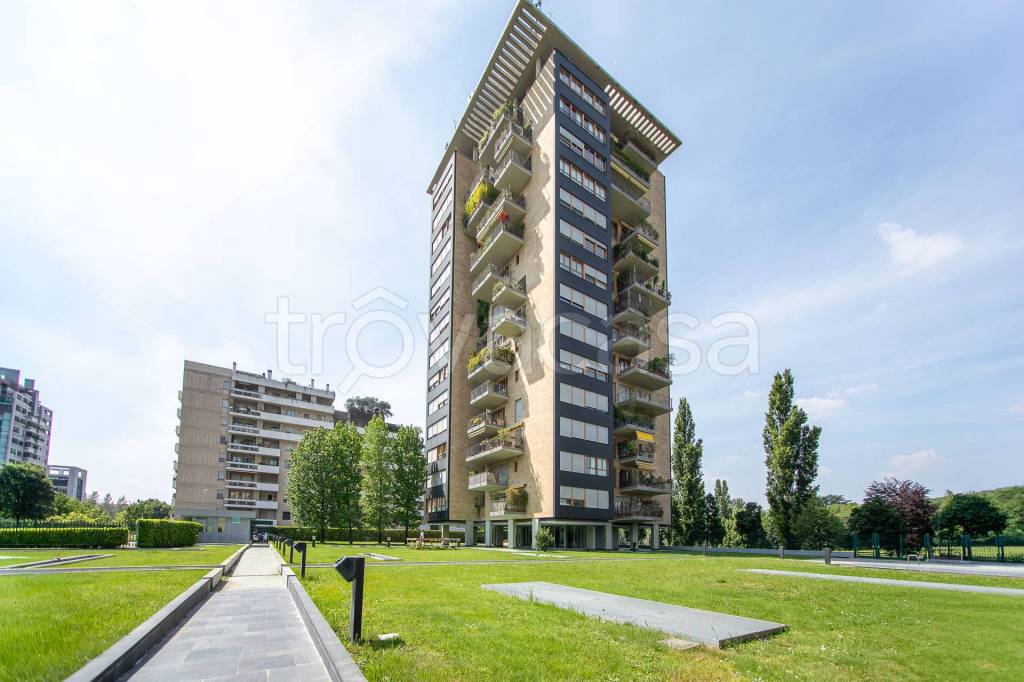 appartamento in vendita a Milano in zona Bocconi