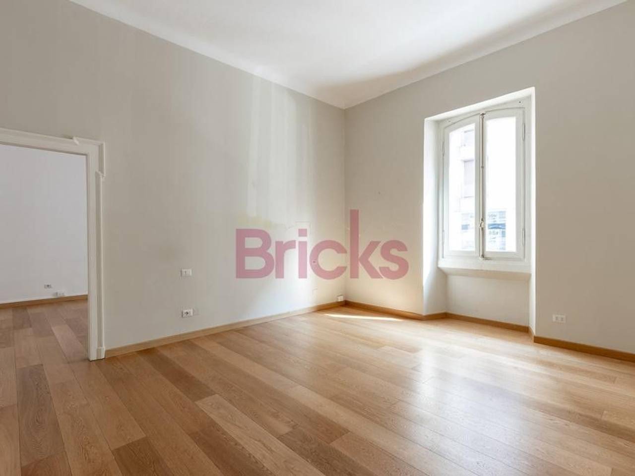 appartamento in vendita a Milano in zona De Angeli