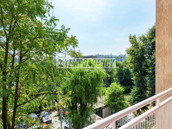 appartamento in vendita a Milano in zona Città Studi