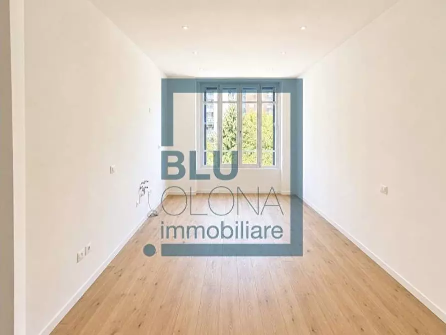 appartamento in vendita a Milano in zona Bocconi
