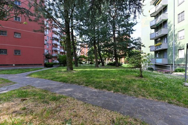 appartamento in vendita a Milano in zona Forlanini