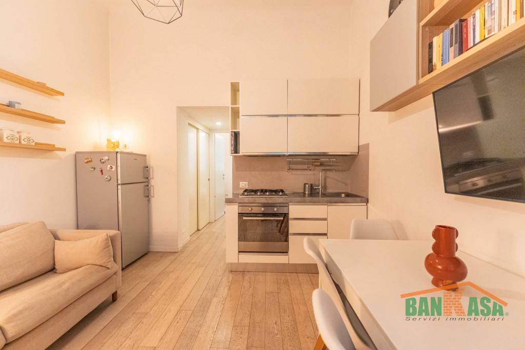 appartamento in vendita a Milano in zona Isola