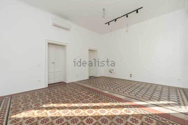 appartamento in vendita a Milano in zona Ghisolfa