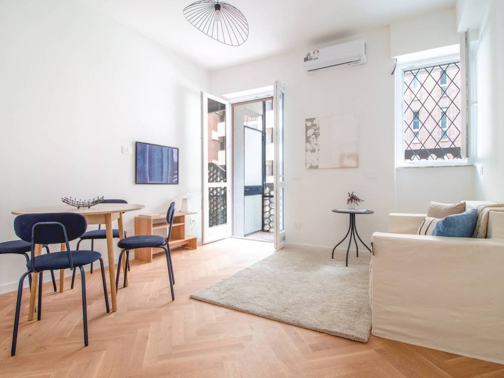 appartamento in vendita a Milano in zona Città Studi