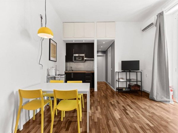 appartamento in vendita a Milano in zona San Cristoforo