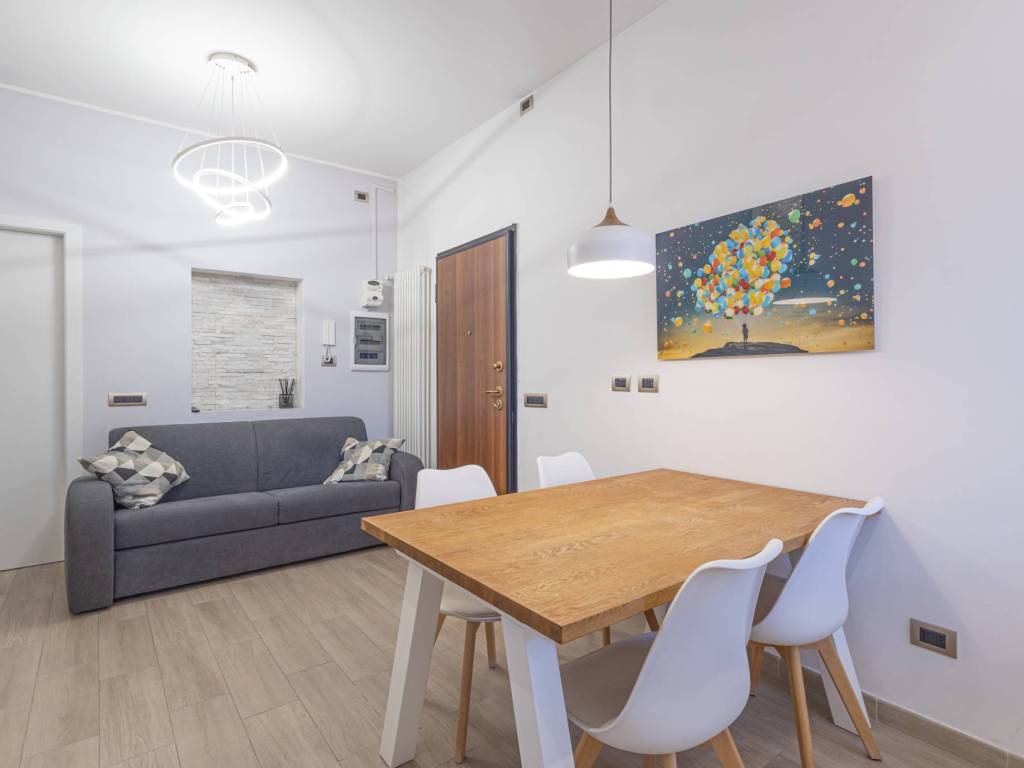 appartamento in vendita a Milano in zona Città Studi