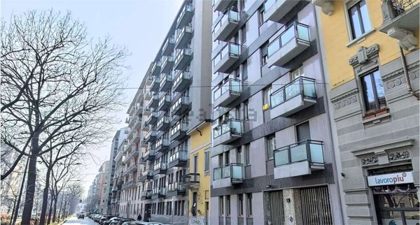 appartamento in vendita a Milano in zona Loreto
