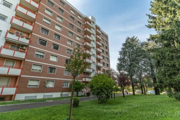 appartamento in vendita a Milano in zona Gratosoglio