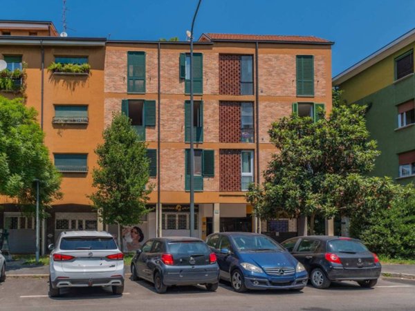 appartamento in vendita a Milano in zona Quarto Oggiaro