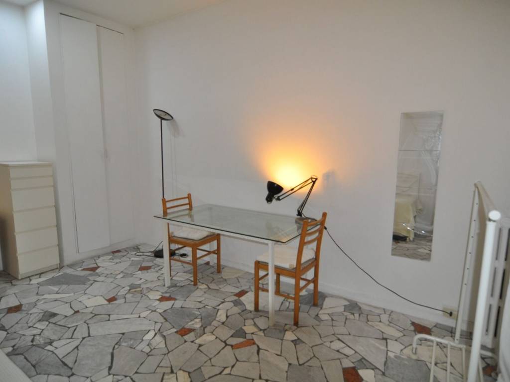 appartamento in vendita a Milano in zona San Cristoforo