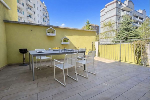 appartamento in vendita a Milano in zona Bovisa