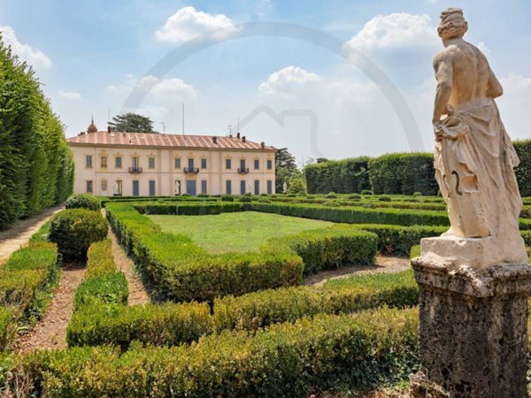 appartamento in vendita a Milano in zona Porta Venezia