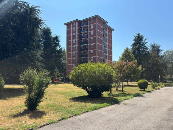 appartamento in vendita a Milano in zona Chiesa Rossa