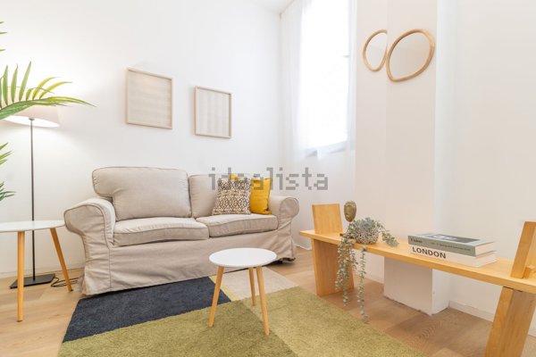 appartamento in vendita a Milano in zona Vigentino