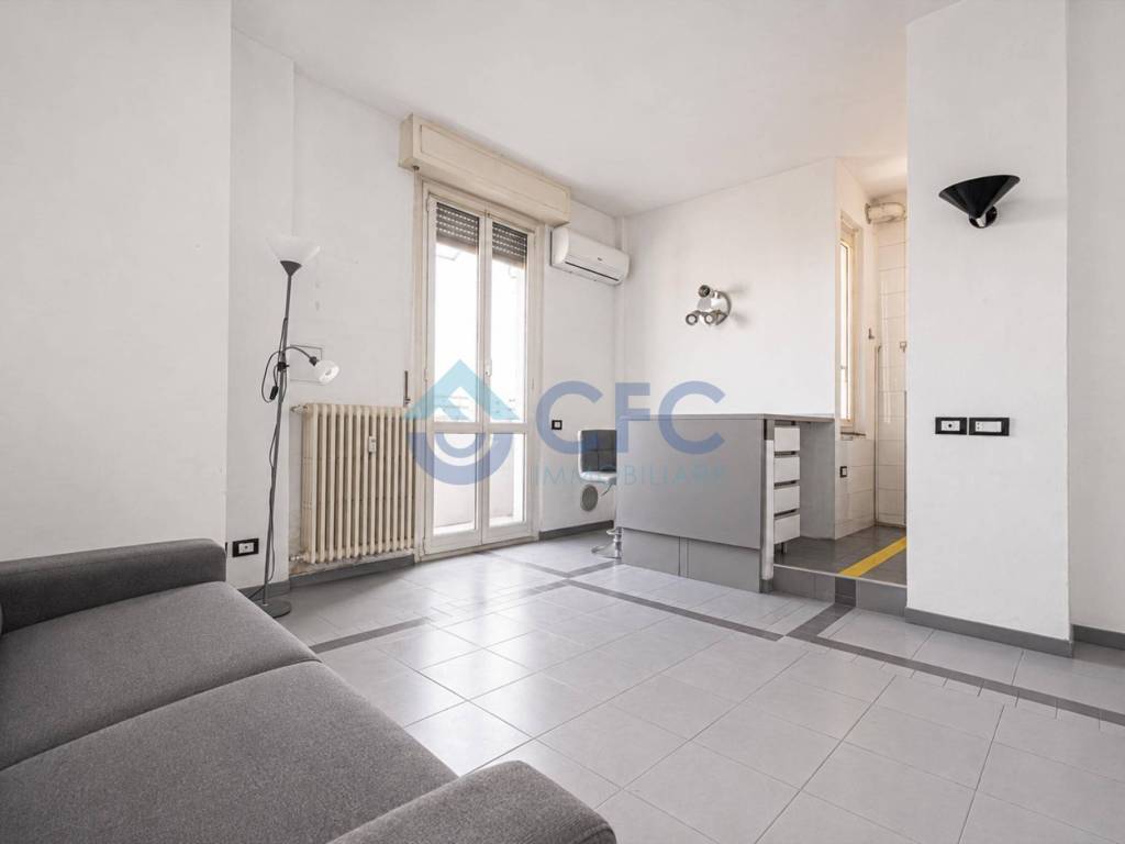 appartamento in vendita a Milano in zona Corsica