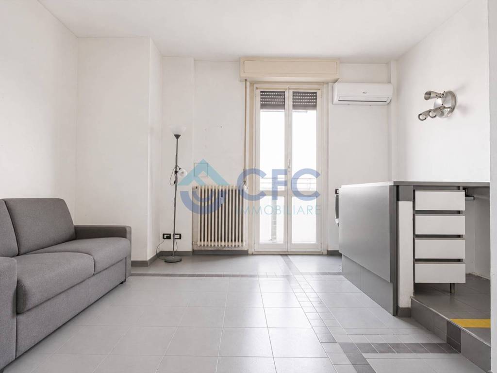 appartamento in vendita a Milano in zona Corsica
