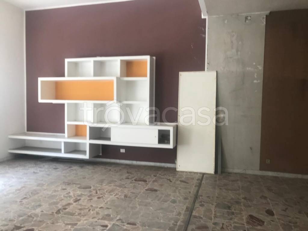 appartamento in vendita a Milano in zona Stazione Centrale
