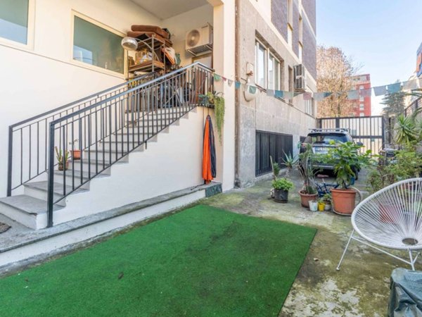 appartamento in vendita a Milano in zona Famagosta