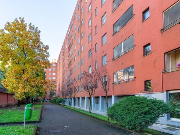 appartamento in vendita a Milano in zona Chiesa Rossa