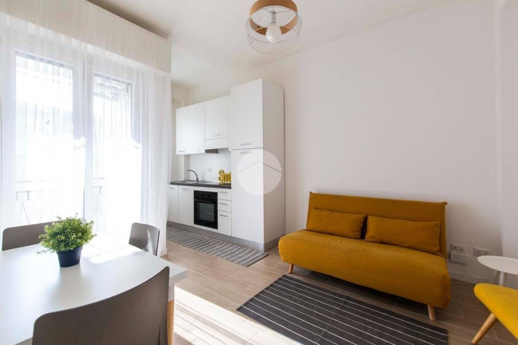 appartamento in vendita a Milano in zona Bande Nere