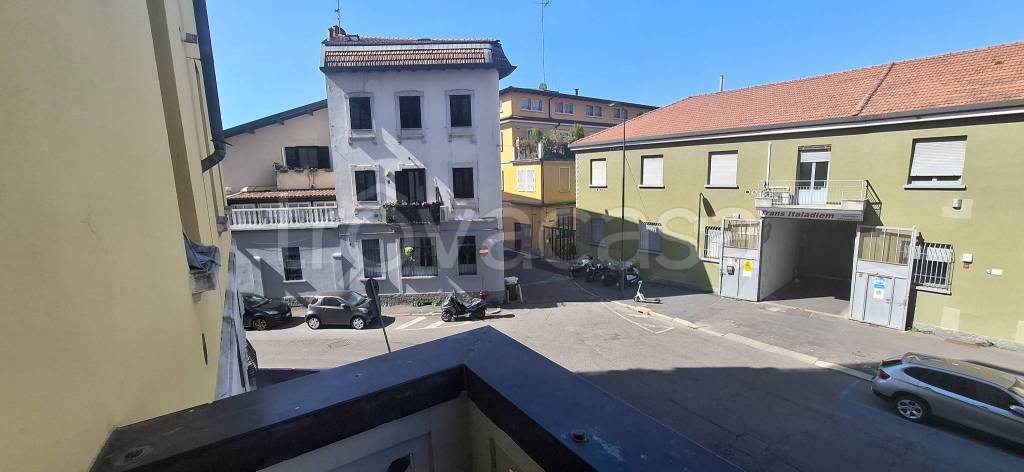 appartamento in vendita a Milano in zona Bovisa