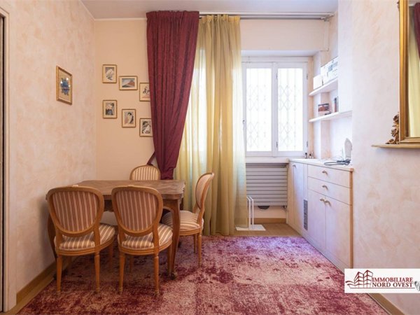 appartamento in vendita a Milano in zona Ponte Seveso