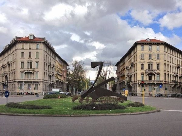 appartamento in vendita a Milano in zona Cadorna