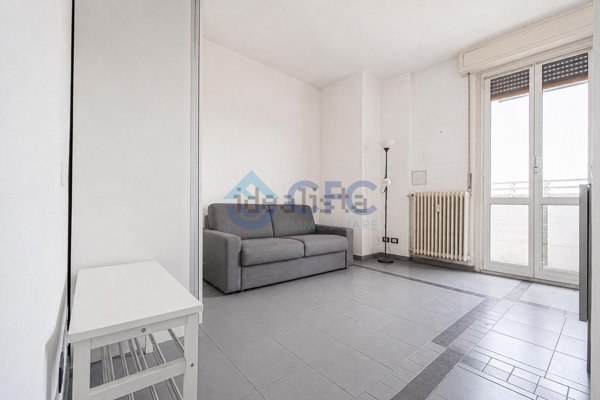 appartamento in vendita a Milano in zona Corsica