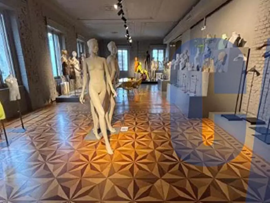 ufficio in vendita a Milano in zona Centro Storico