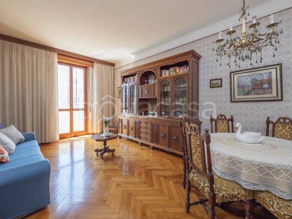 appartamento in vendita a Milano in zona Città Studi