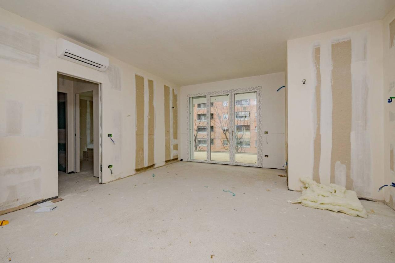 appartamento in vendita a Milano in zona Adriano