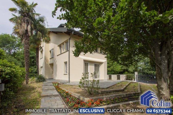 casa indipendente in vendita a Milano in zona Forlanini