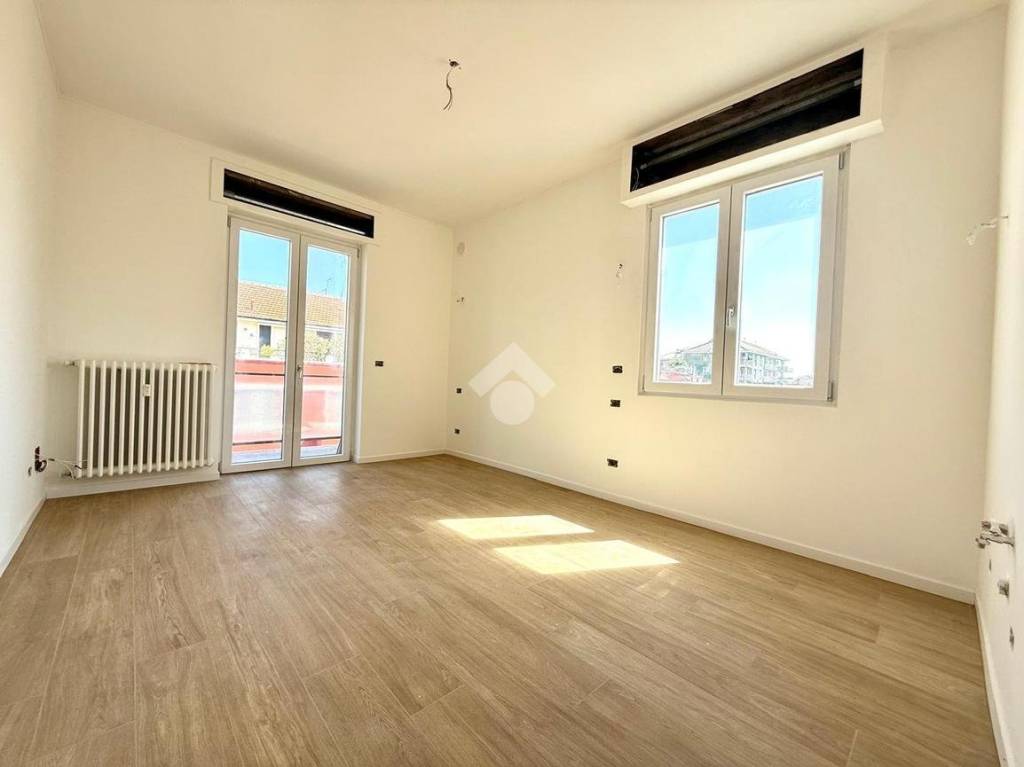 appartamento in vendita a Milano in zona Famagosta