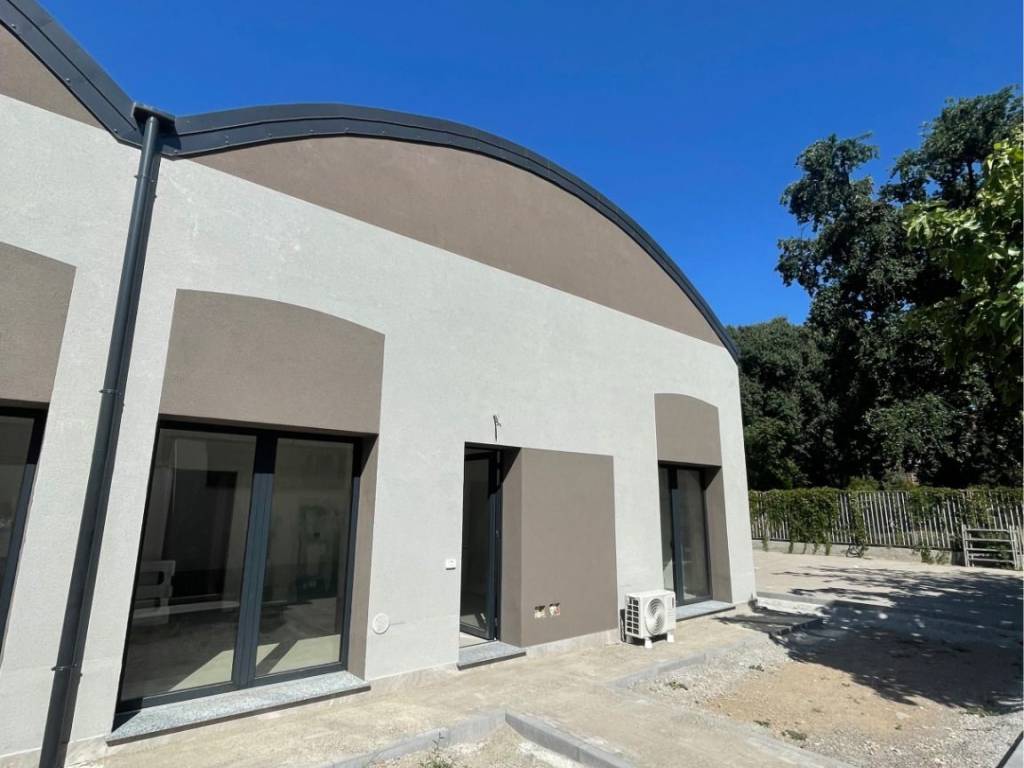 appartamento in vendita a Milano in zona Vigentino
