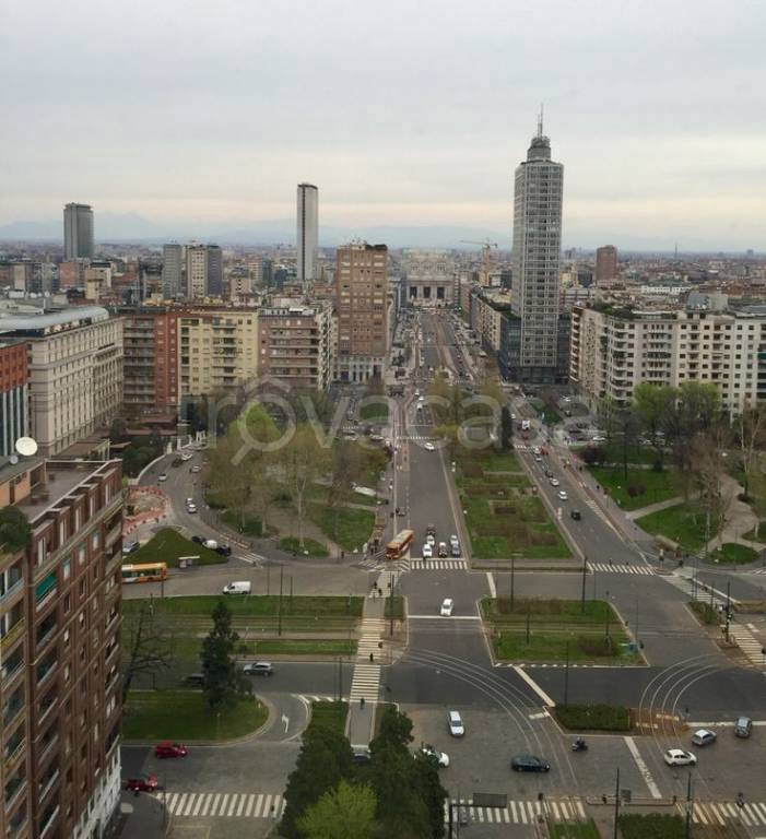 appartamento in vendita a Milano in zona Centro Direzionale