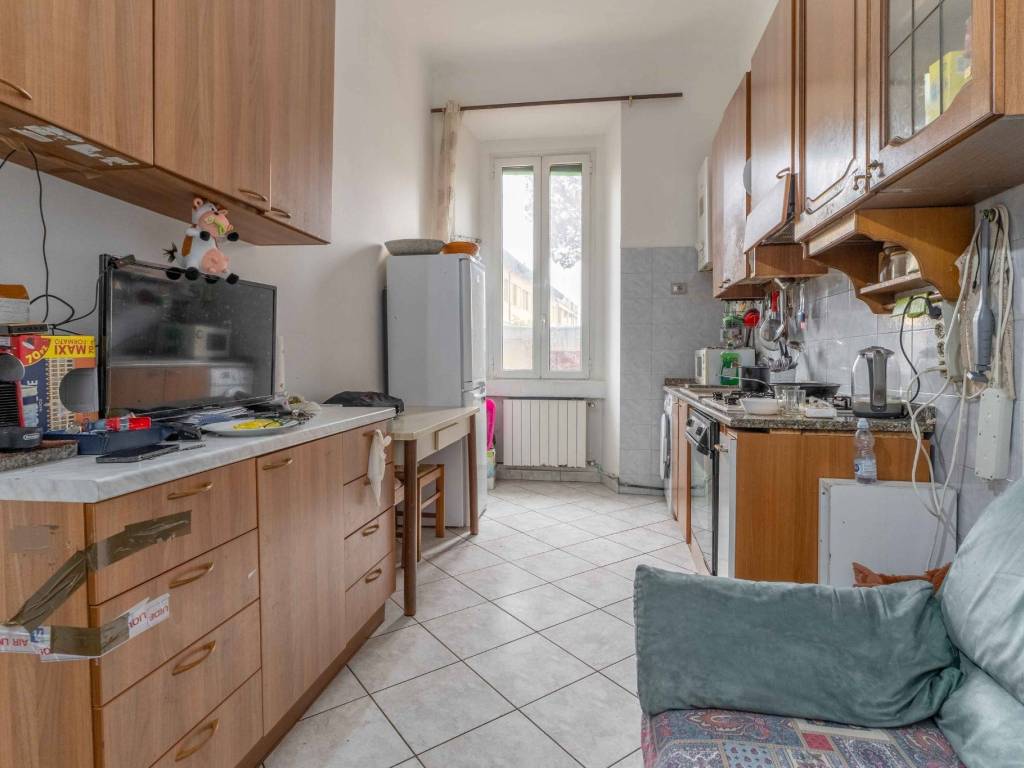 appartamento in vendita a Milano in zona Tibaldi